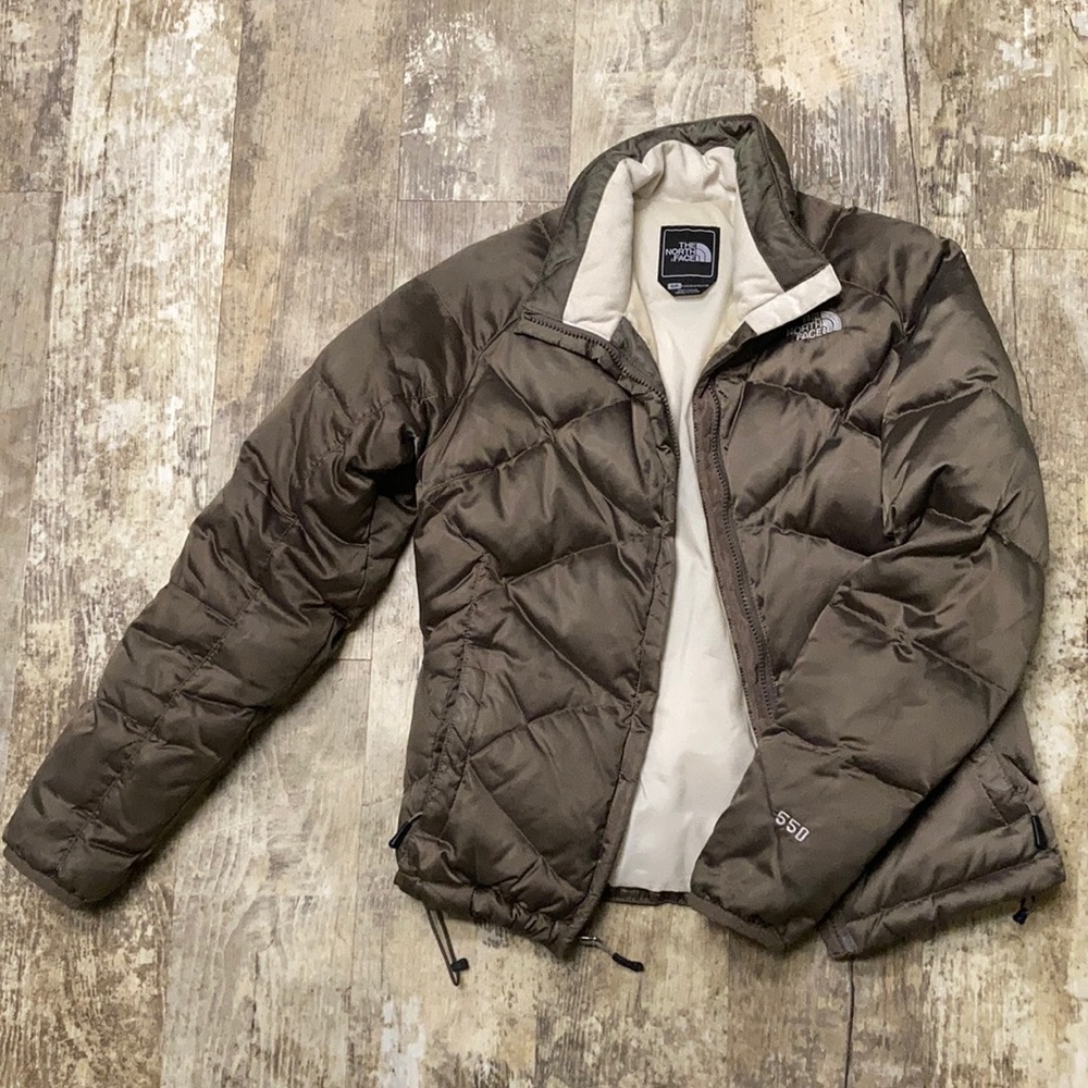 Women’s North Face 550 jacket